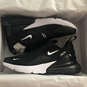 BRAND NEW! NEVER WORN! Women’s Nike Air Max 270